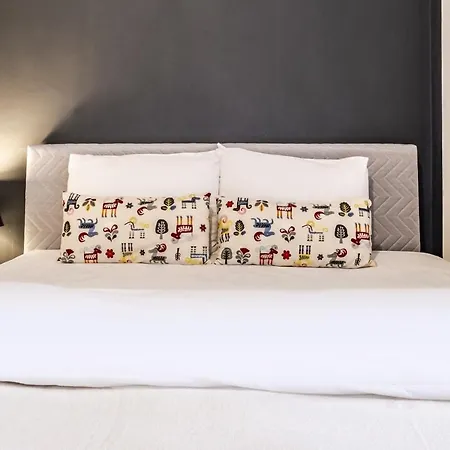 شقة Chic Flat With Balcony In The Heart Of Beyoglu اسطنبول